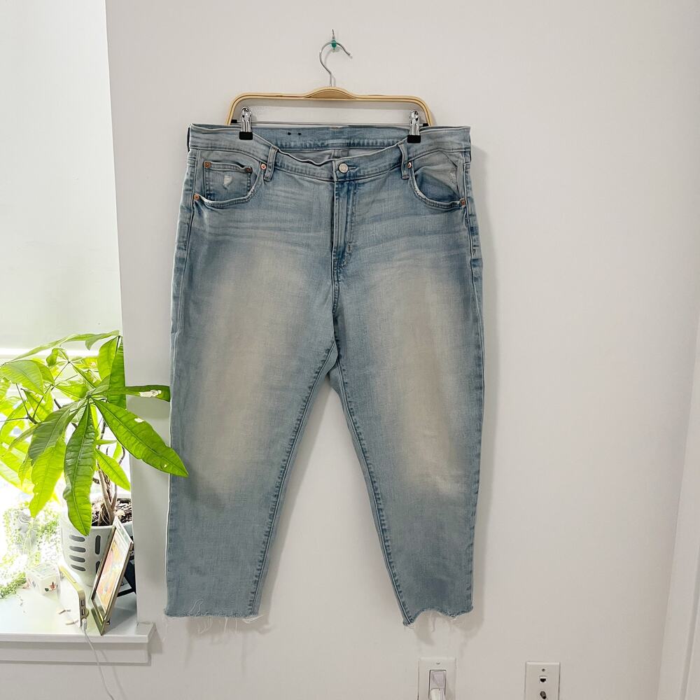 Gap Girlfriend Mid Rise Jeans Size 20R